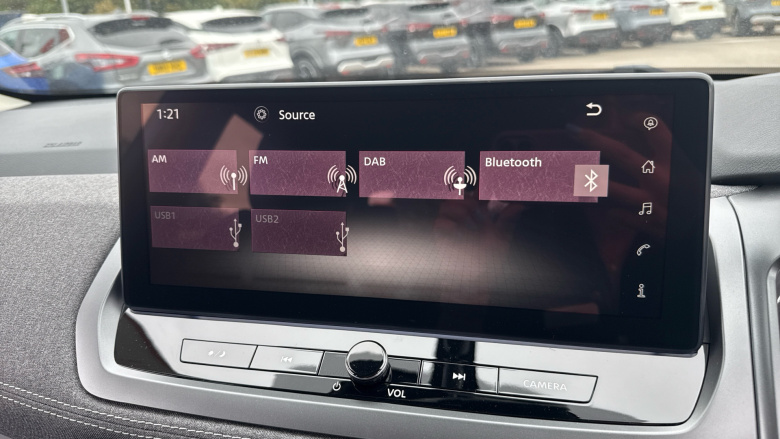 Nissan Qashqai 1.3 DiG-T MH Acenta Premium 5dr Petrol Hatchback